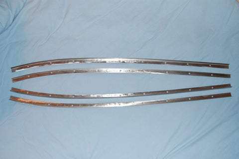 Full-Length Bonnet Center to Wing Flanges